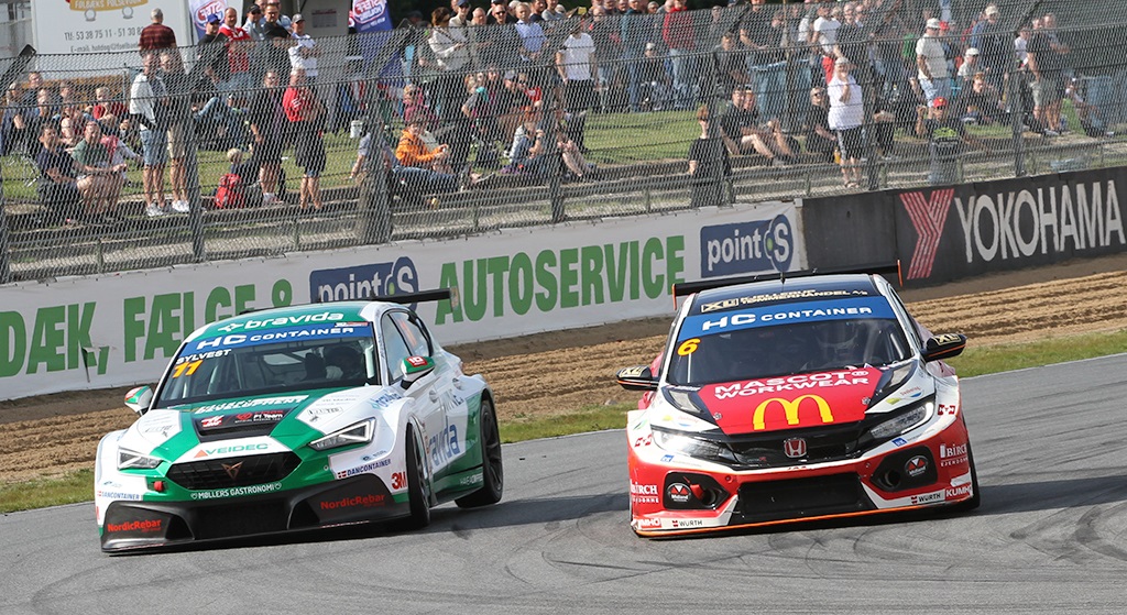 Kan Kasper H. Jensen holde føringen i mesterskabets finaleweekend.
(Foto: Motorsporten.dk)